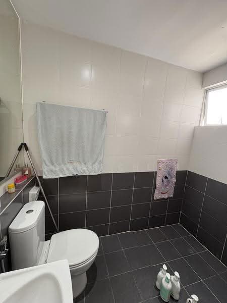 Kondominium untuk Dijual di Aman Heights Condominium - Jovin Cheor - Bathroom - PropertyGuru.com.my