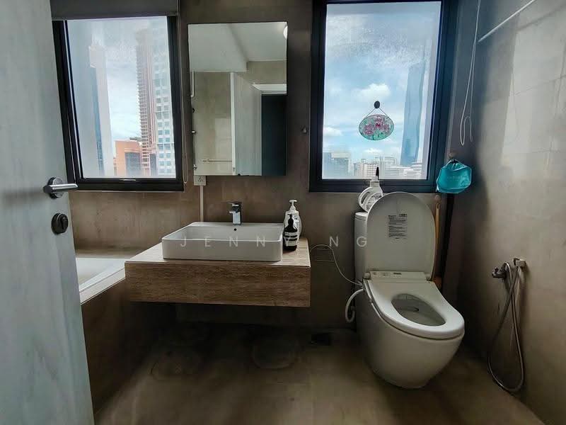 Kediaman Servis untuk Dijual di Bintang Fairlane Residences - Jenny Ng - Bathroom - PropertyGuru.com.my