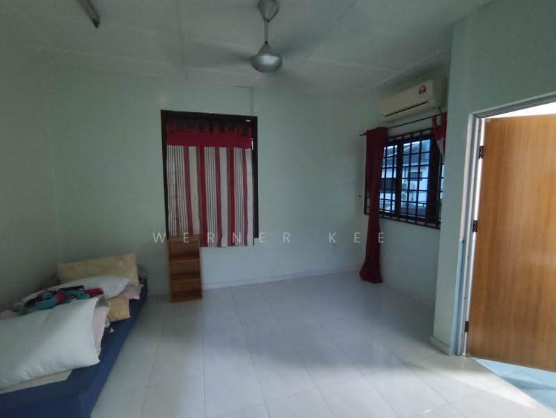 Rumah Teres 2-Tingkat untuk Dijual di Permas Jaya (Johor) - Werner Kee - Bedroom - PropertyGuru.com.my