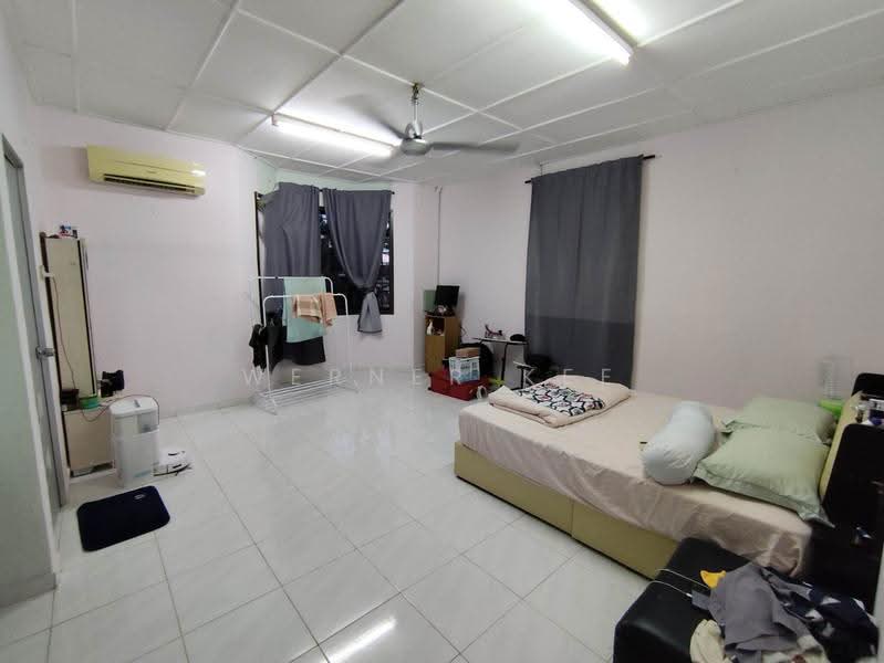 Rumah Teres 2-Tingkat untuk Dijual di Permas Jaya (Johor) - Werner Kee - Bedroom - PropertyGuru.com.my