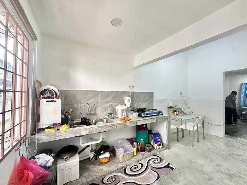 Rumah Teres untuk Dijual di Taman Kantan Permai (Kajang) - Mahafiz . - Kitchen - PropertyGuru.com.my