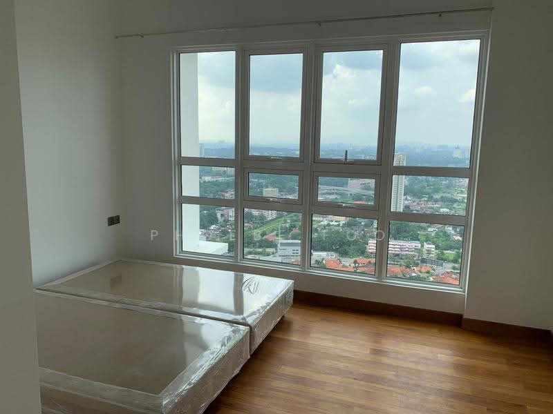 Service Residence for Sale at TriTower Residence @ Johor Bahru Sentral - Phoebe Foo - Bedroom - PropertyGuru.com.my