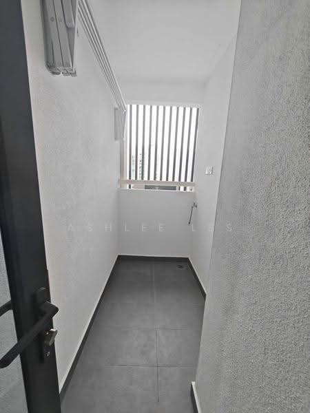 Service Residence for Sale at Avara - Ashlee LSS - Balcony - PropertyGuru.com.my