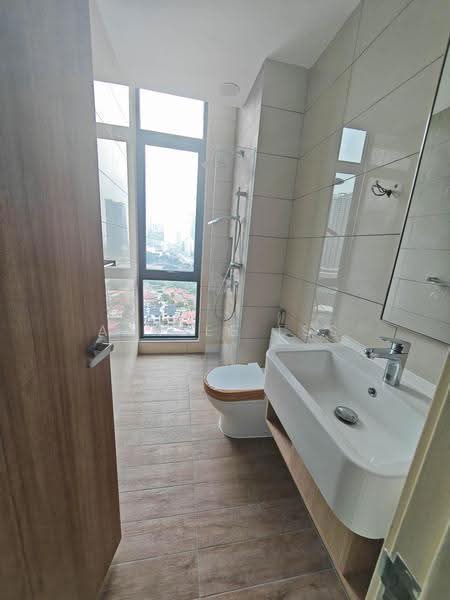 Service Residence for Sale at Avara - Ashlee LSS - Bathroom - PropertyGuru.com.my