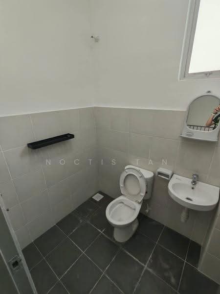 Rumah Teres 2-Tingkat untuk Disewa di Taman Pulai Mutiara (Iskandar Puteri (Nusajaya)) - Noctis Tan - Bathroom - PropertyGuru.com.my