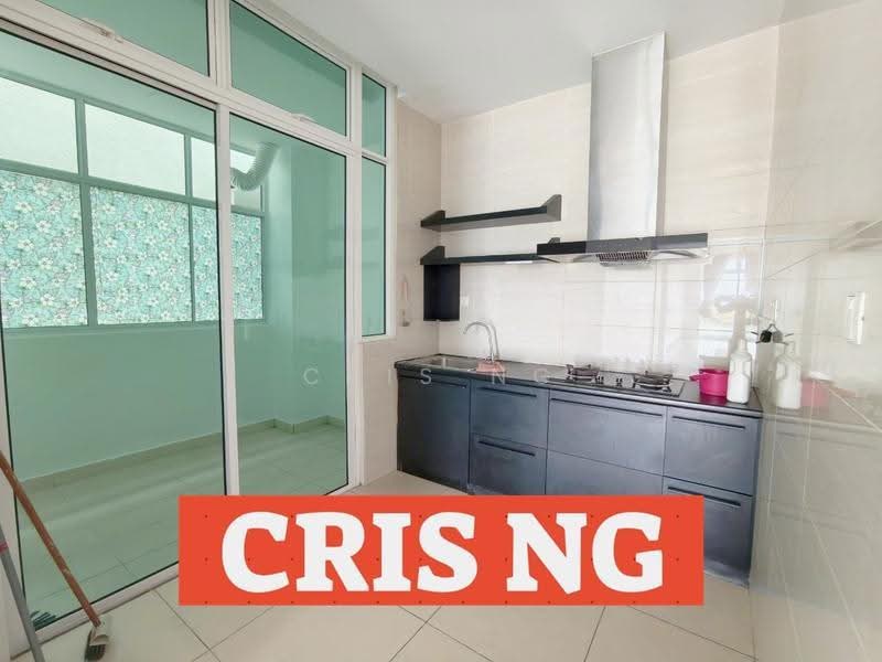 Kediaman Servis untuk Dijual di Setia Tri-angle - Cris Ng - Kitchen - PropertyGuru.com.my