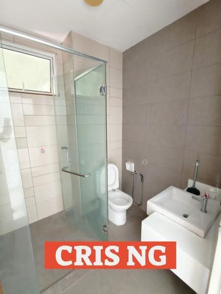 Kediaman Servis untuk Dijual di Setia Tri-angle - Cris Ng - Bathroom - PropertyGuru.com.my