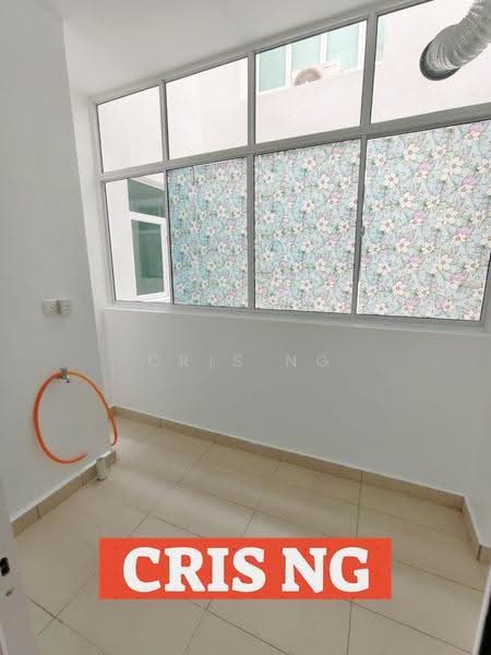 Kediaman Servis untuk Dijual di Setia Tri-angle - Cris Ng - Interior - PropertyGuru.com.my