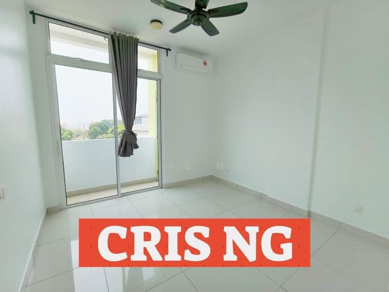 Kediaman Servis untuk Dijual di Setia Tri-angle - Cris Ng - Balcony - PropertyGuru.com.my