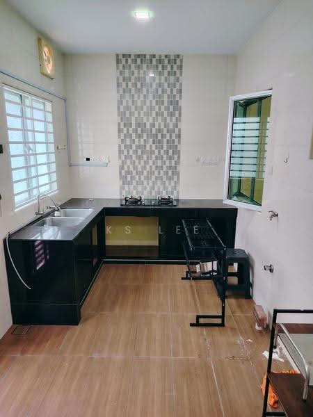 2-storey Terraced House for Sale in Hill Park (Semenyih) - KS Lee - Kitchen - PropertyGuru.com.my