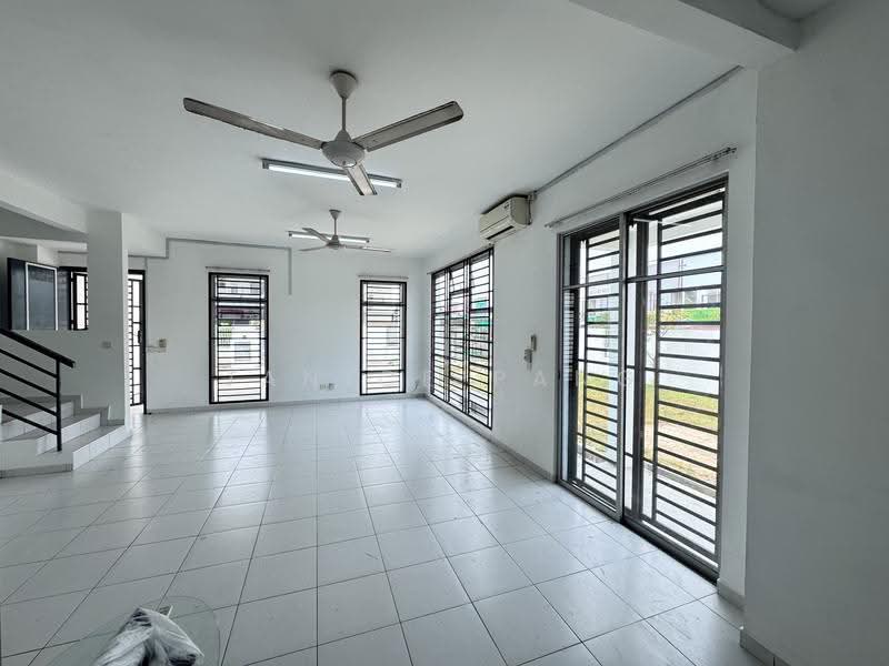 Rumah Teres 2-Tingkat untuk Dijual di Iskandar Puteri (Nusajaya) (Johor) - Janice Pang - Living Room - PropertyGuru.com.my