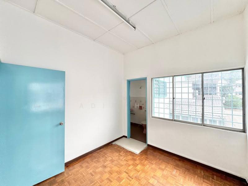 2-storey Terraced House for Sale in BANDAR PUCHONG JAYA (Puchong) - Nur Adibah Ishak - Interior - PropertyGuru.com.my