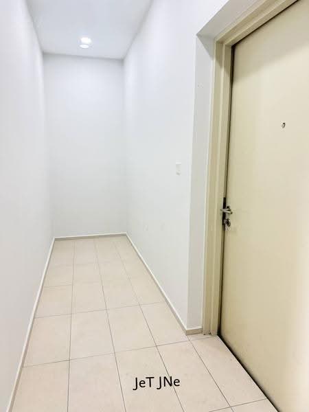 Service Residence for Rent at The Tresor @ Gravit8 - Joanne Lim - Corridor - PropertyGuru.com.my