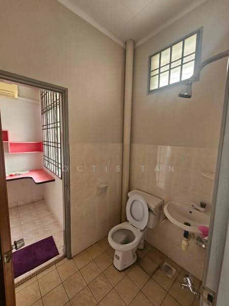 2-storey Terraced House for Rent in Mutiara Rini (Skudai) - Noctis Tan - Bathroom - PropertyGuru.com.my