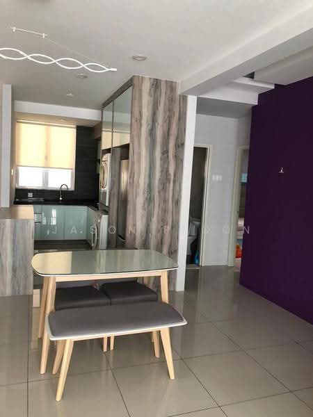 Kondominium untuk Dijual di The Peak Residences - Jason Phoon - Dining Room - PropertyGuru.com.my