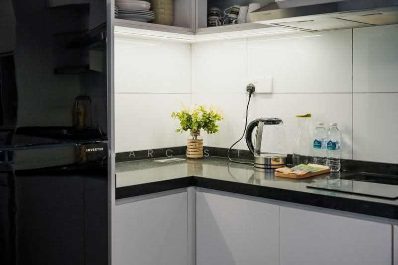 Kediaman Servis untuk Disewa di Residential Suites @ HighPark - Marcus Tee - Kitchen - PropertyGuru.com.my