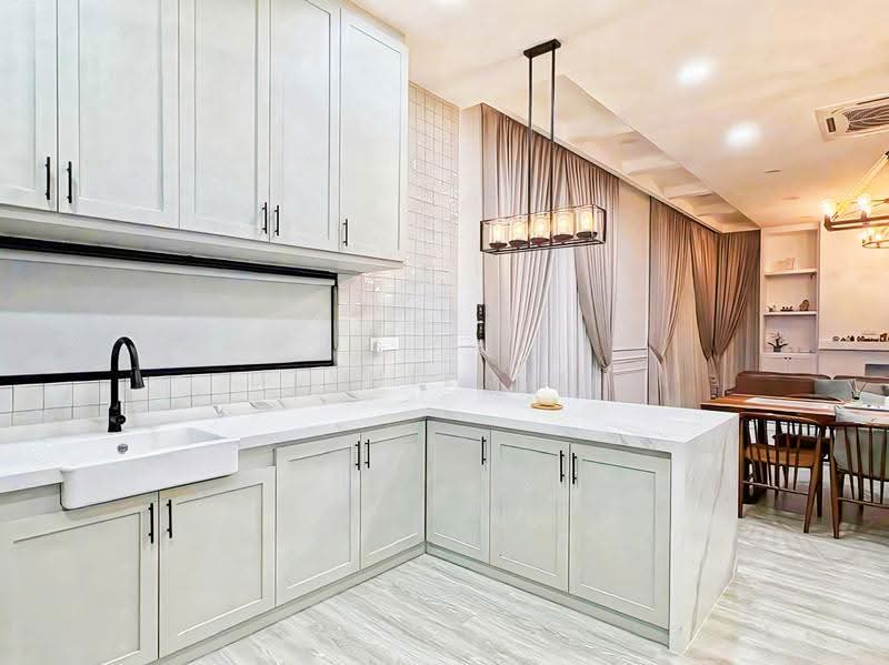 Rumah Berkembar untuk Dijual di Sierra Ukay (Ampang) - Dlynie Ooi - Kitchen - PropertyGuru.com.my