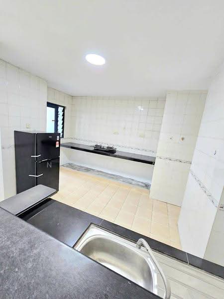 Apartment for Rent at Aster Court - Noctis Tan - Kitchen - PropertyGuru.com.my