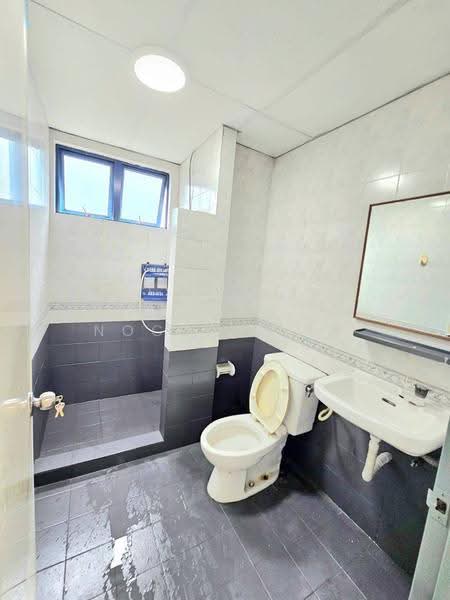 Apartment for Rent at Aster Court - Noctis Tan - Bathroom - PropertyGuru.com.my