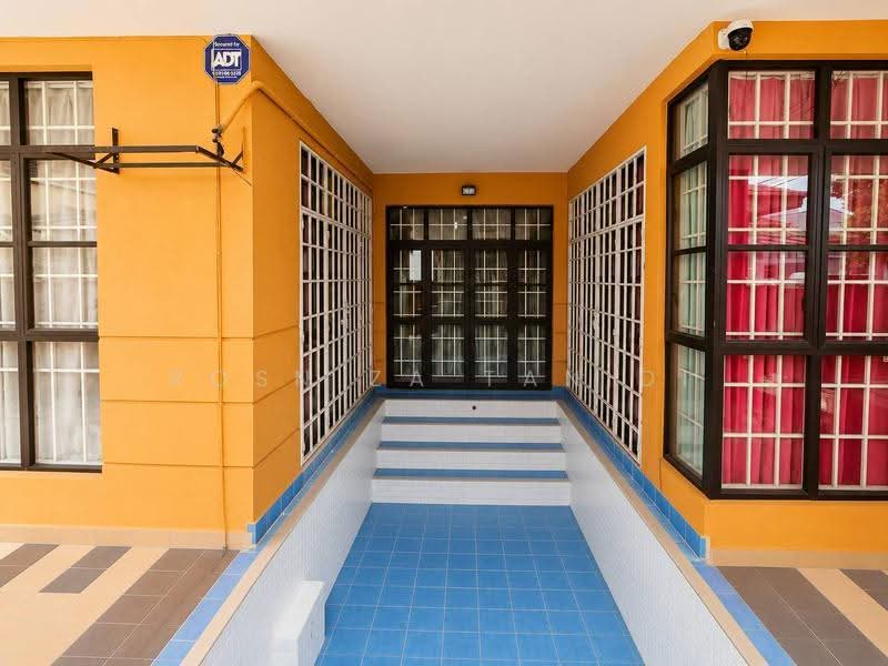 Rumah Berkembar untuk Dijual di Bangi (Selangor) - Rosniza Tanidi - Exterior - PropertyGuru.com.my
