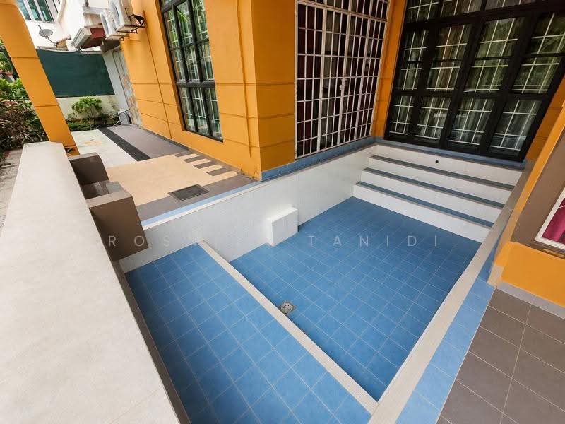 Rumah Berkembar untuk Dijual di Bangi (Selangor) - Rosniza Tanidi - Exterior - PropertyGuru.com.my