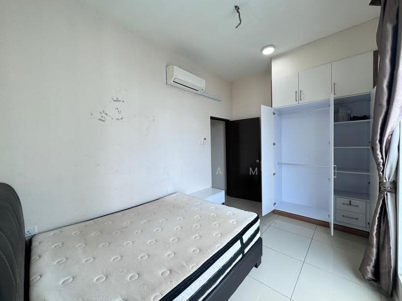 Kondominium untuk Disewa di M Condominium @ Larkin - Jessica Ma - Bedroom - PropertyGuru.com.my