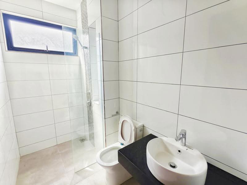 Rumah Berkembar untuk Dijual di Sierra Ukay (Ampang) - Dlynie Ooi - Bathroom - PropertyGuru.com.my