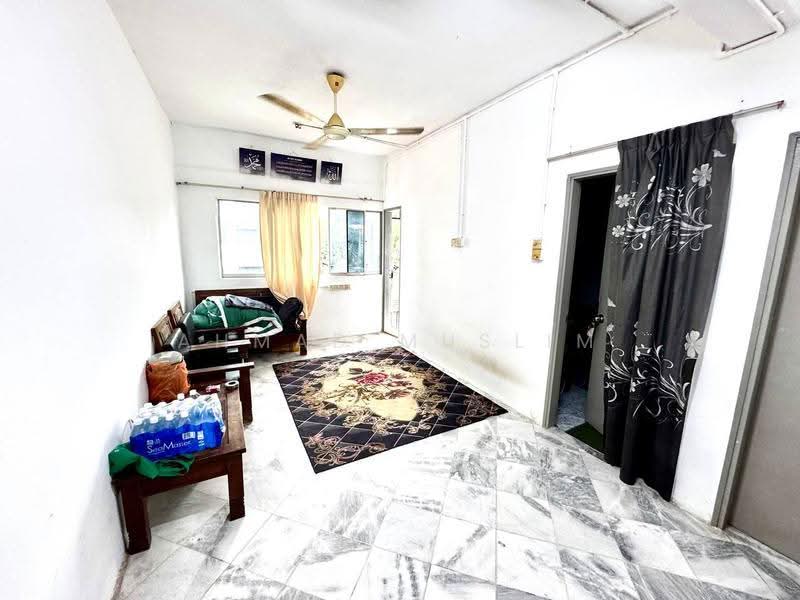 Flat for Sale at Taman Mulia Jaya - Ahmad Muslim - Living Room - PropertyGuru.com.my