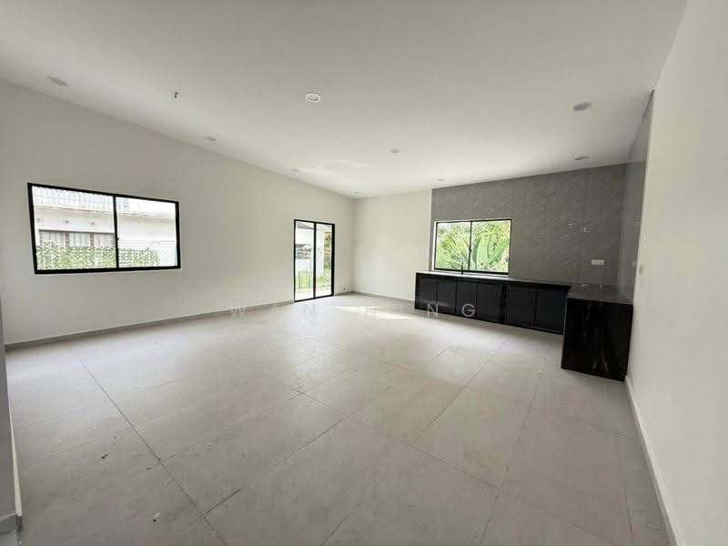 Semi-Detached House for Sale in Kampung Bahru (Johor Bahru) - Wan Ning - Living Room - PropertyGuru.com.my