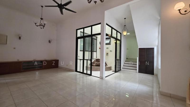 2-storey Terraced House for Sale in Bukit Jelutong (Shah Alam) - Adzura Zamedin - PropertyGuru.com.my
