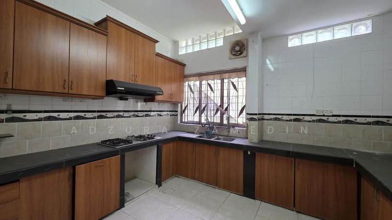 2-storey Terraced House for Sale in Bukit Jelutong (Shah Alam) - Adzura Zamedin - PropertyGuru.com.my