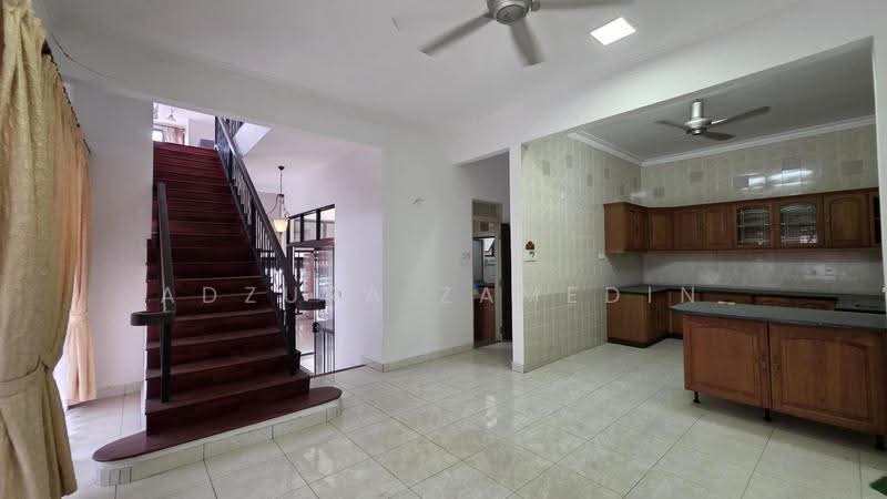 2-storey Terraced House for Sale in Bukit Jelutong (Shah Alam) - Adzura Zamedin - PropertyGuru.com.my