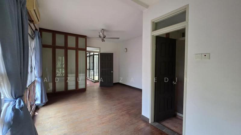 2-storey Terraced House for Sale in Bukit Jelutong (Shah Alam) - Adzura Zamedin - PropertyGuru.com.my