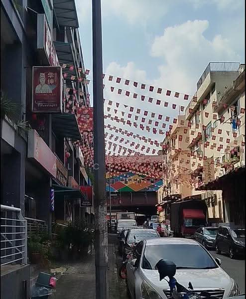 Shop / Office for Rent in Kampung Sungai Way (Petaling Jaya) - Alice Tang - Behind shop - PropertyGuru.com.my