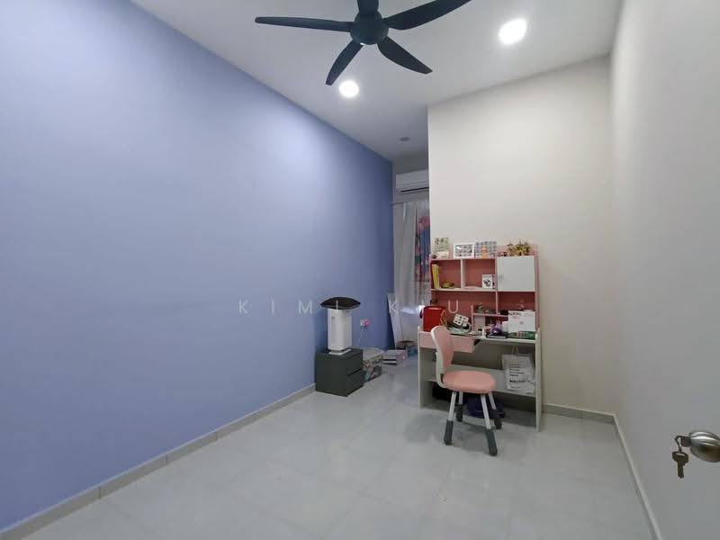 Rumah Teres 2-Tingkat untuk Dijual di Pulai (Johor) - Kimi Kiu - Study - PropertyGuru.com.my