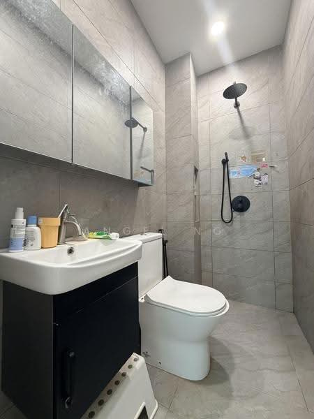 Rumah Teres 2-Tingkat untuk Dijual di Ampang Saujana (Ampang) - Angel Ng - Bathroom - PropertyGuru.com.my