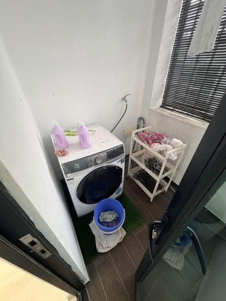 Rumah Teres 2-Tingkat untuk Dijual di Ampang Saujana (Ampang) - Angel Ng - Balcony - PropertyGuru.com.my