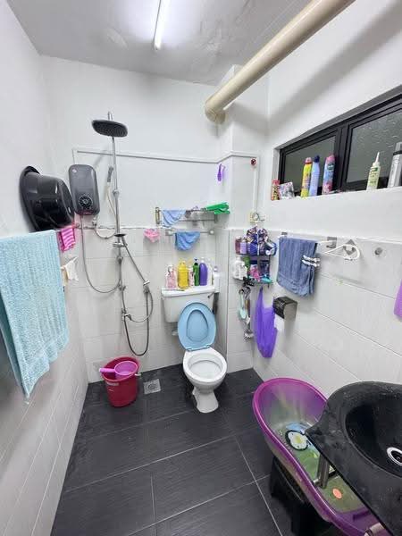 Rumah Teres untuk Dijual di Taman Mutiara Rini (Skudai) - Kimi Kiu - Bathroom - PropertyGuru.com.my