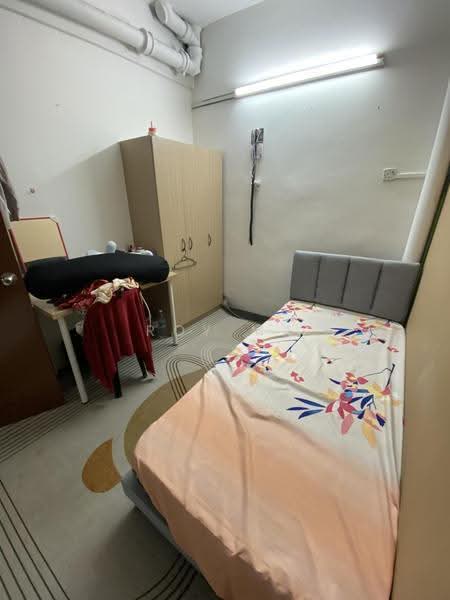 2-storey Terraced House for Rent in Taman Lucky (Bangsar) - Roy Ma - Bedroom - PropertyGuru.com.my