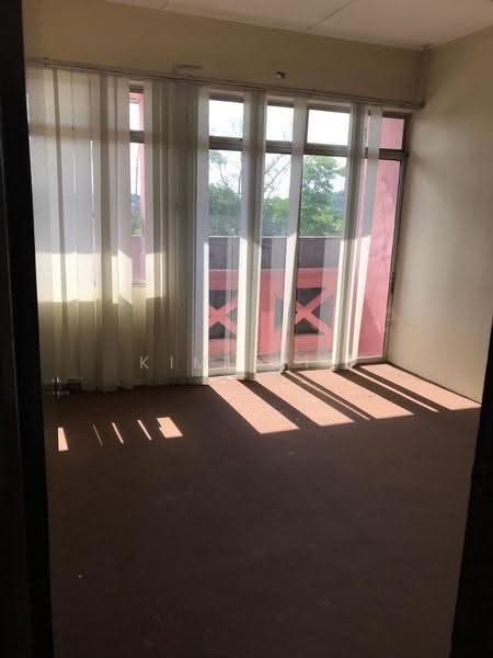 Shop for Sale in Senai (Johor) - Kimi Kiu - Interior - PropertyGuru.com.my