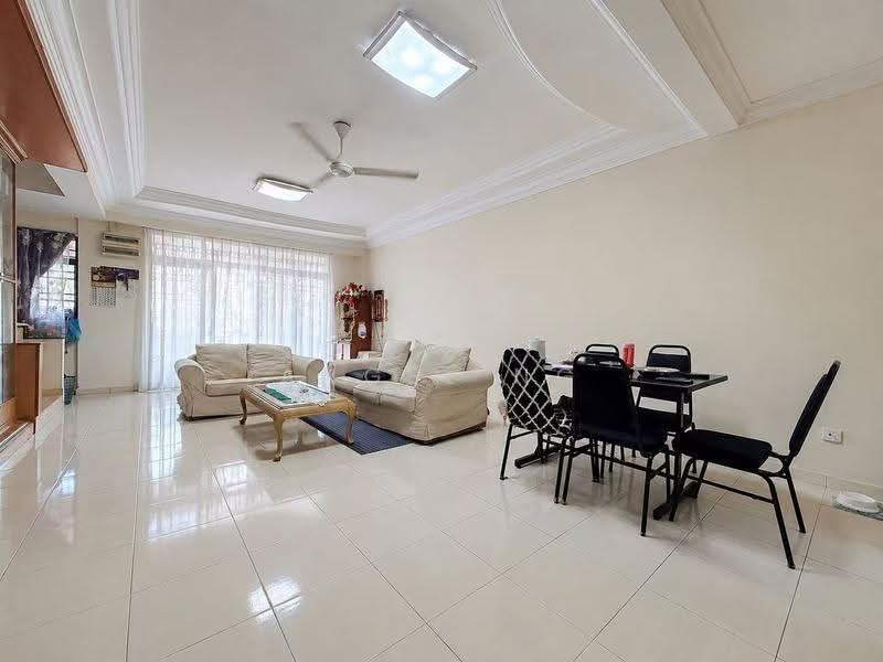 Rumah Teres 2-Tingkat untuk Dijual di Ampang Saujana (Ampang) - Angel Ng - Living Room - PropertyGuru.com.my