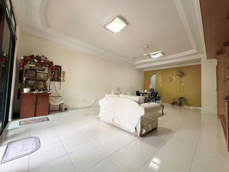 Rumah Teres 2-Tingkat untuk Dijual di Ampang Saujana (Ampang) - Angel Ng - Living Room - PropertyGuru.com.my