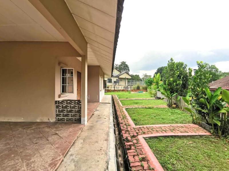Bungalow House for Sale in College Heights Garden Resort (Setul) - Danilo Lim - Exterior - PropertyGuru.com.my