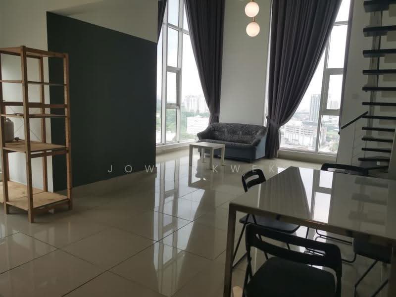 Kediaman Servis untuk Dijual di The Scott Garden SOHO - Jowie Kwek - Living Room - PropertyGuru.com.my