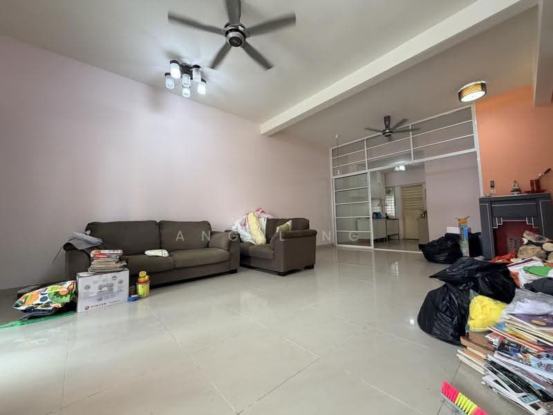 Rumah Teres 2-Tingkat untuk Dijual di Ampang Saujana (Ampang) - Angel Ng - Living Room - PropertyGuru.com.my