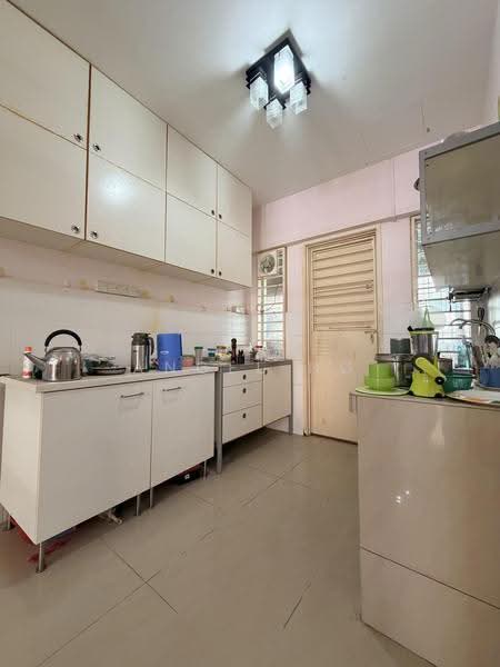Rumah Teres 2-Tingkat untuk Dijual di Ampang Saujana (Ampang) - Angel Ng - Kitchen - PropertyGuru.com.my