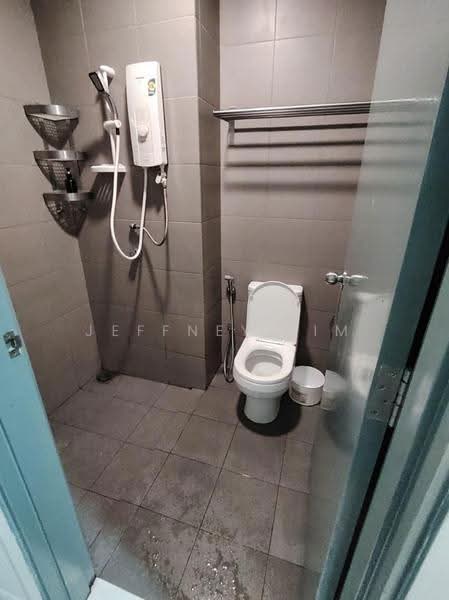 Service Residence for Rent at Mercu Summer Suites - Jeffney Lim - Bathroom - PropertyGuru.com.my