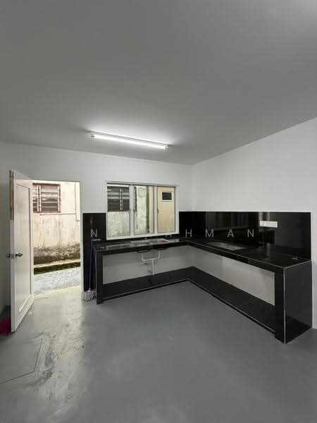 1-storey Terraced House for Sale in Taman Kelab Tuanku (Rantau) - Rena Rahman - Kitchen - PropertyGuru.com.my