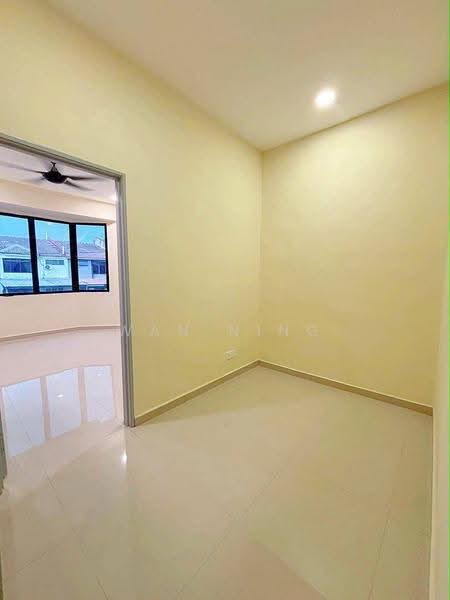 2-storey Terraced House for Sale in Taman Anggerik (Tampoi) - Wan Ning - Interior - PropertyGuru.com.my