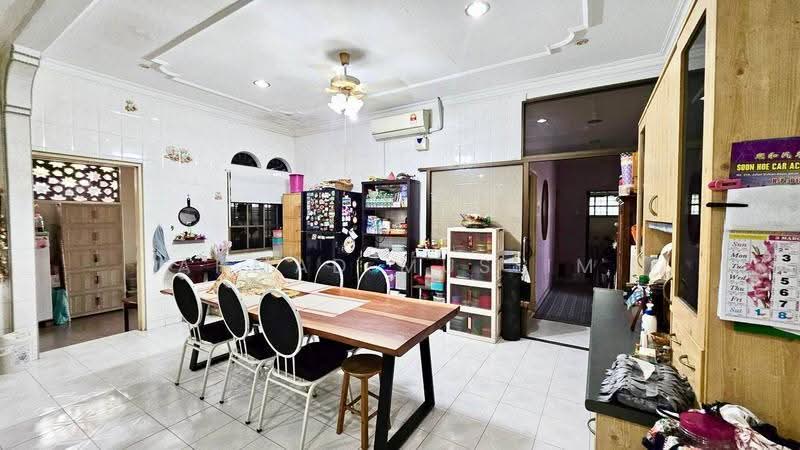 Bungalow House untuk Dijual di Banting (Selangor) - Ahmad Muslim - Dining Room - PropertyGuru.com.my